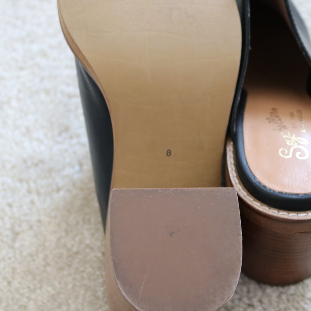 Seychelles Black Leather Clog Mules with Brown Wood Heel - Picture 4 of 4
